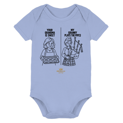 My Granny plays the Pipes - Dudelsack - Baby Bodysuit - Drumella
