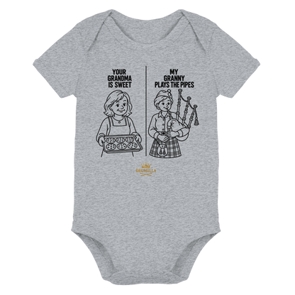 My Granny plays the Pipes - Dudelsack - Baby Bodysuit - Drumella