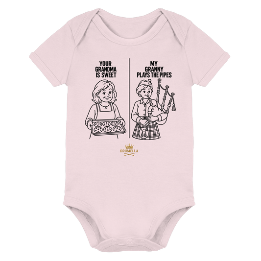My Granny plays the Pipes - Dudelsack - Baby Bodysuit - Drumella